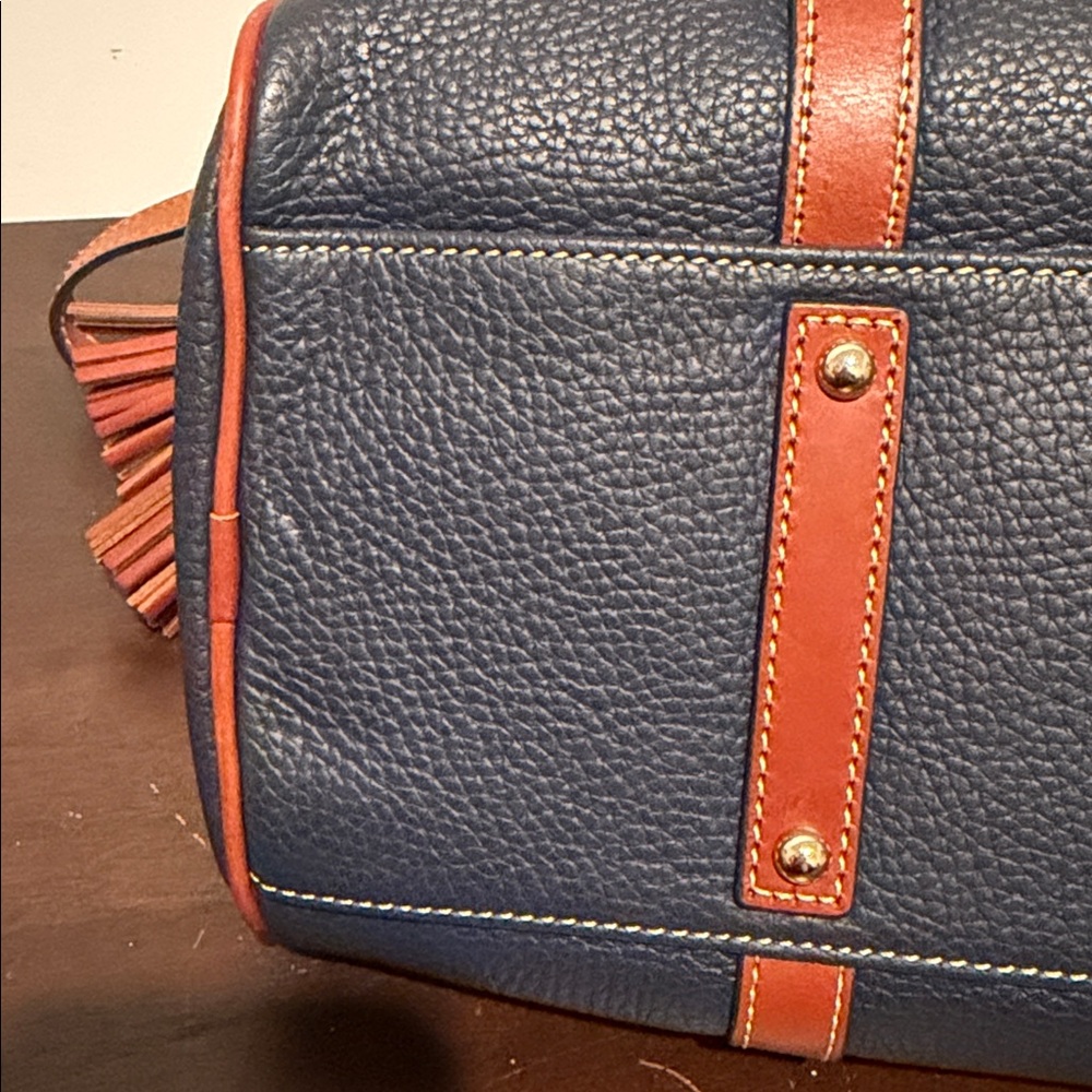Dooney & Bourke Large Navy Pebble Grain Satchel EUC - Picture 9 of 13